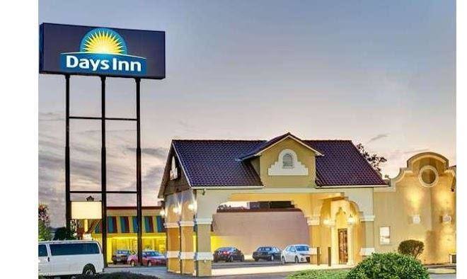 Days inn by wyndham louisville airport fair and expo center