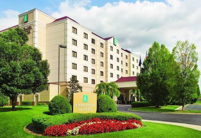 Embassy suites by hilton louisville east