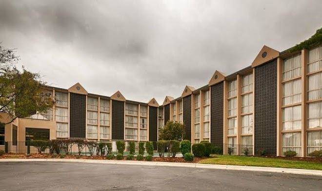 Holiday Inn Express Louisville Airport Expo Center Image