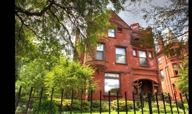 Louisville bourbon inn