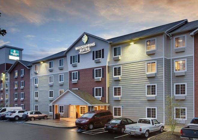Woodspring Suites Louisville Southeast Image