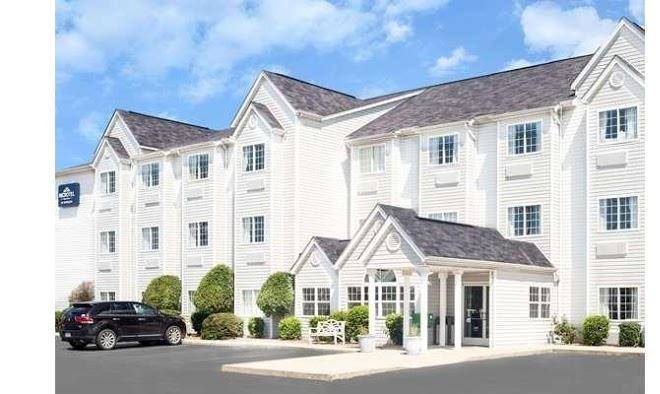Microtel inn & suites by wyndham london