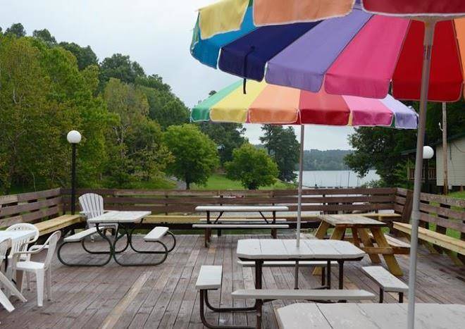 Holiday hills resort