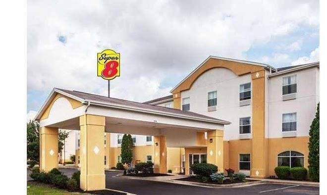 Super 8 By Wyndham La Grange Ky Image