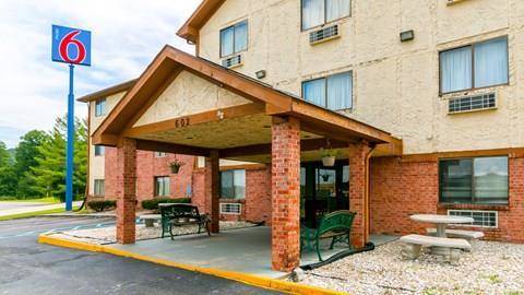 Motel 6 morehead ky