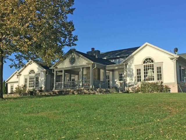 The b & b at queenslake
