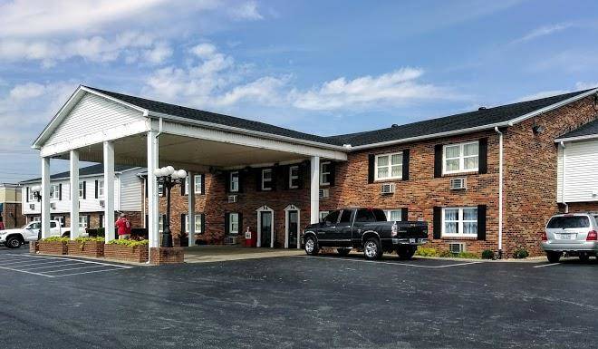Winner's circle motel