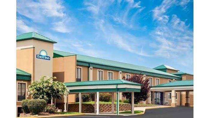 Days inn by wyndham bowling green