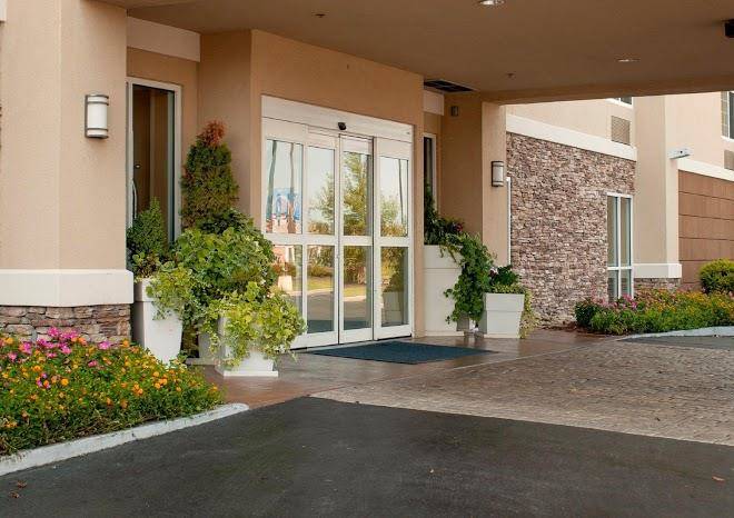 Holiday inn express bowling green