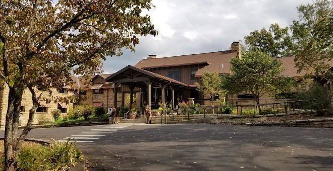 Dupont lodge