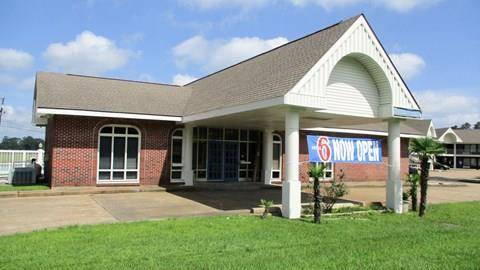 Motel 6 oakdale la
