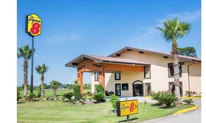 Super 8 by wyndham kinder coushatta near casino