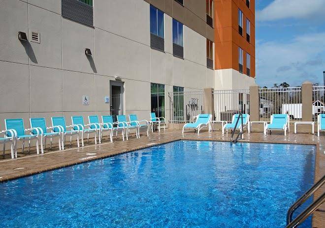 Holiday inn express & suites lake charles south casino area