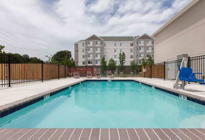 Days inn by wyndham baton rouge airport