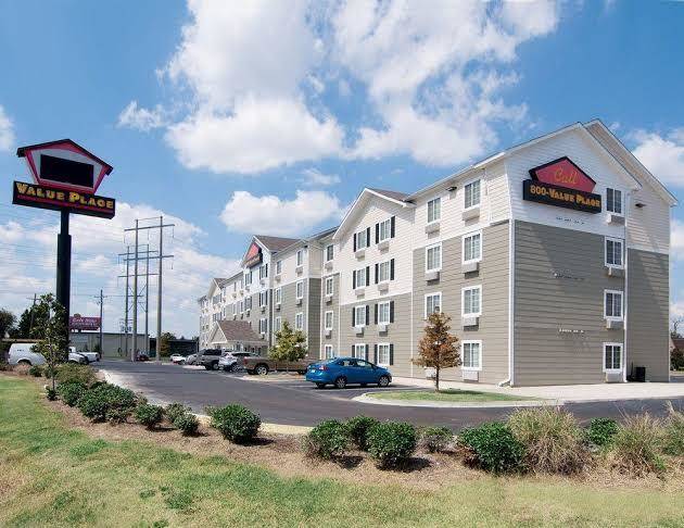 Woodspring suites baton rouge