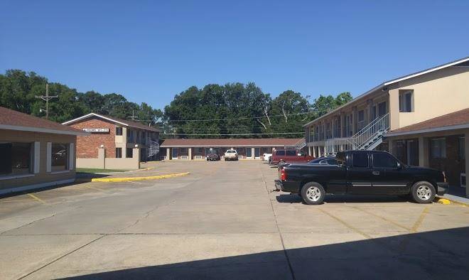 Embers Inn Motel Image