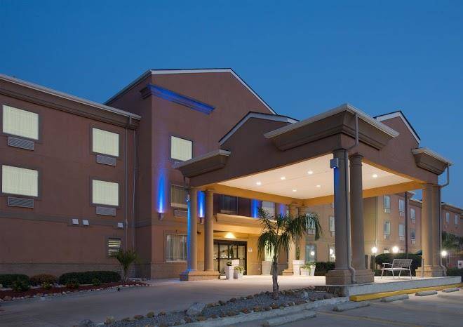 Holiday Inn Express Harvey Marrero Image