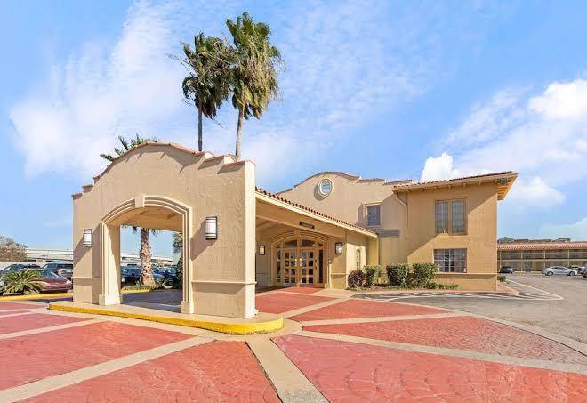 La quinta inn by wyndham new orleans causeway