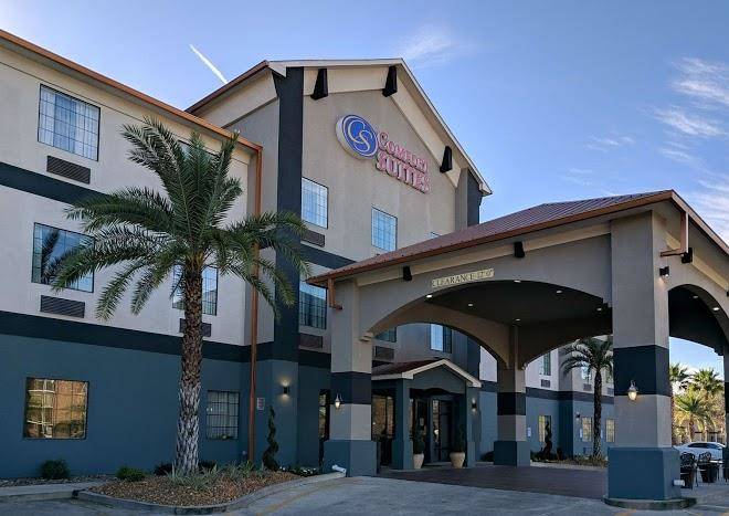 Comfort suites oil center