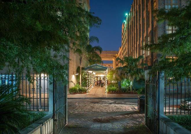 Hampton Inn & Suites New Orleans Convention Center Image