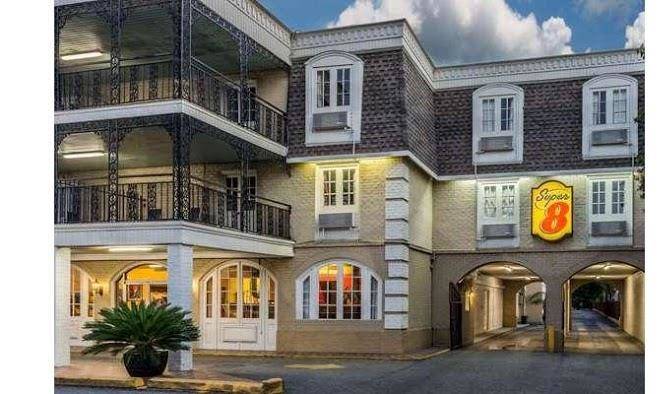 Super 8 By Wyndham New Orleans Image