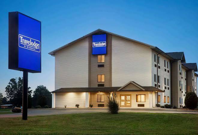 Travelodge By Wyndham Livonia Image