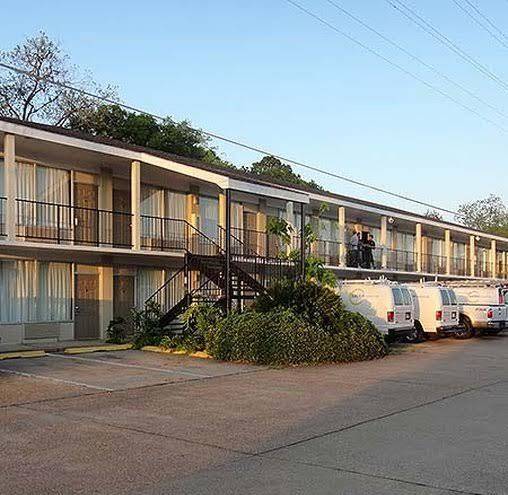 Red river inn alexandria