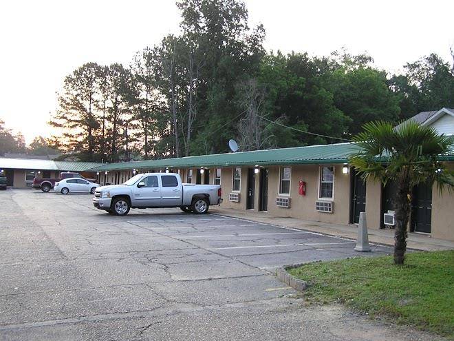 American inn motel many