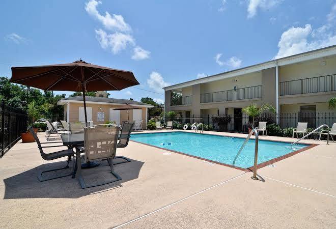 Motel 6 luling la