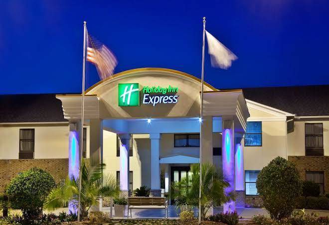 Holiday inn express breaux bridge henderson