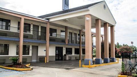 Deluxe inn & Suites Morgan City