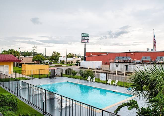 Red roof inn slidell