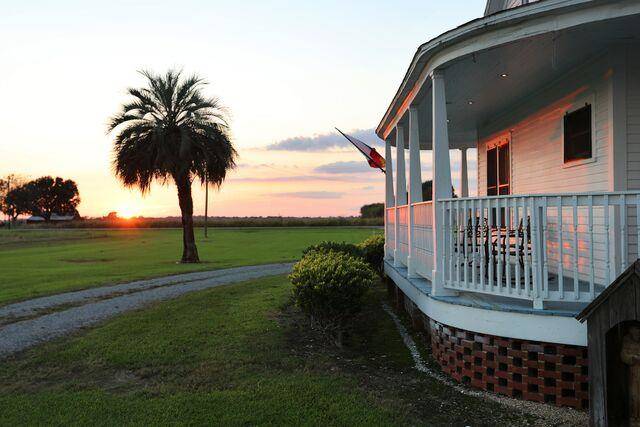 Crawfish haven mrs rose's bed and breakfast