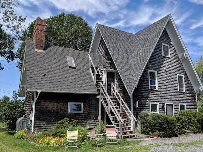 Bass harbor inn