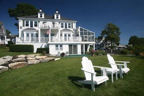 The inns at greenleaf lane