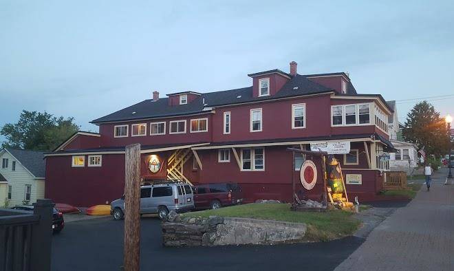 Appalachian trail lodge