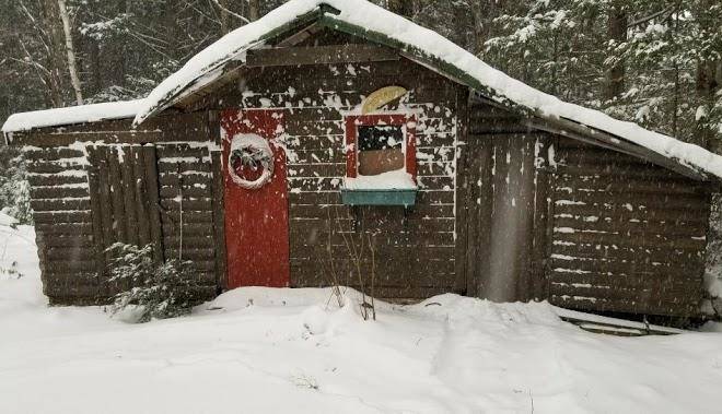 Loons nest lodge at silver lake