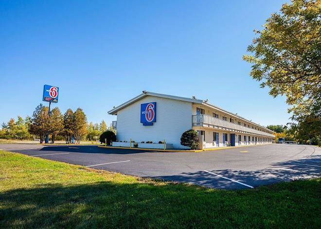 Motel 6 bangor me
