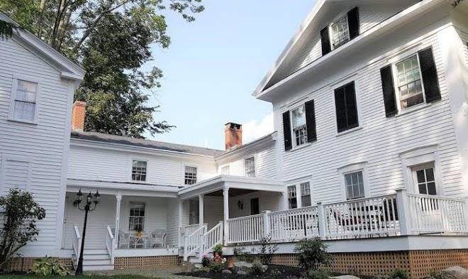 Middle street inn