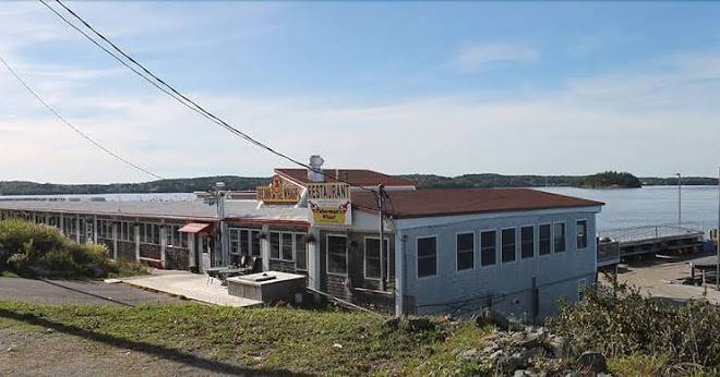 The inn on the wharf