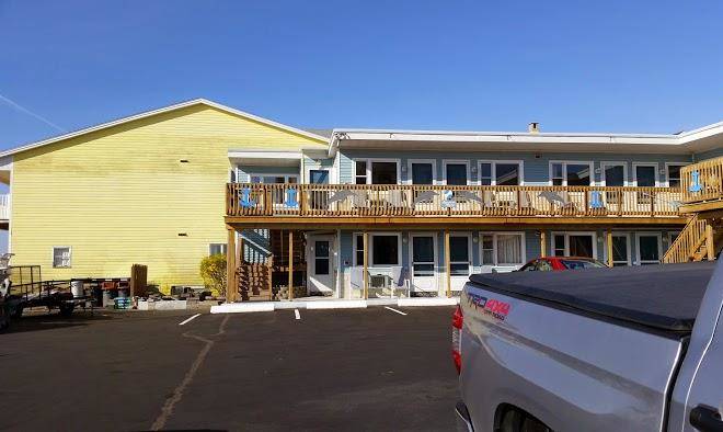 Aquarius motel