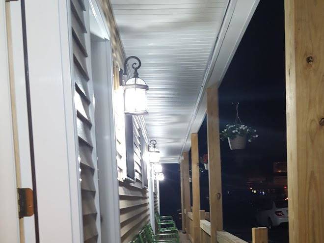 Seaside motel