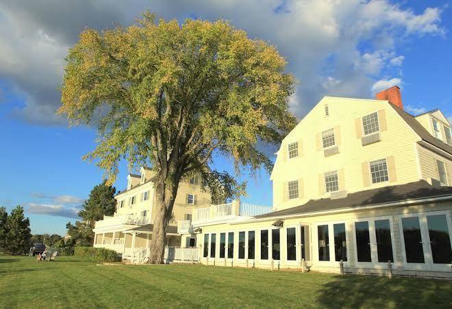 The breakwater inn & spa