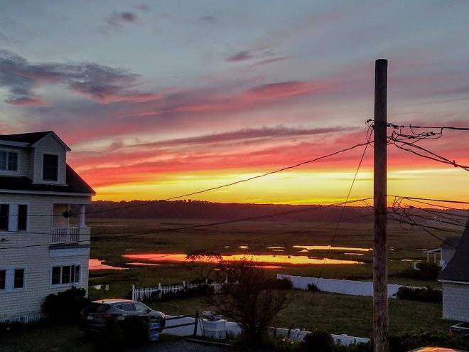 Webhannet by the sea