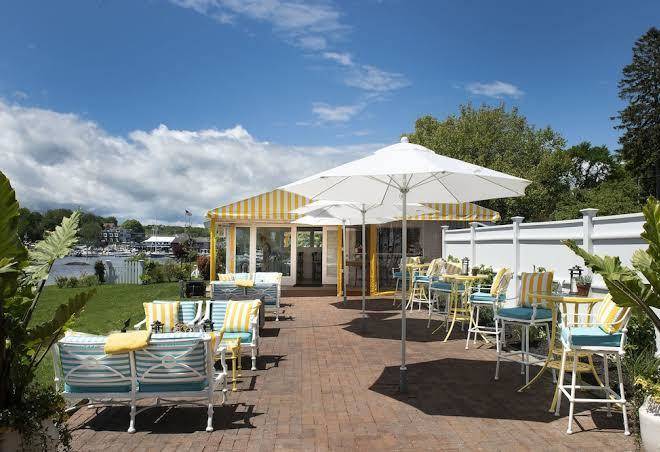 Yachtsman hotel and marina club