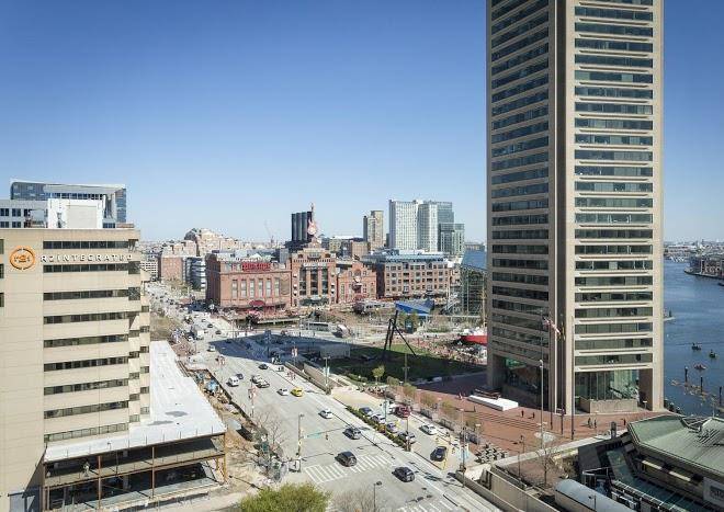 Renaissance baltimore harborplace hotel