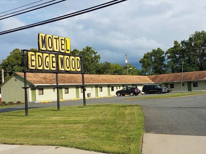 Motel edgewood