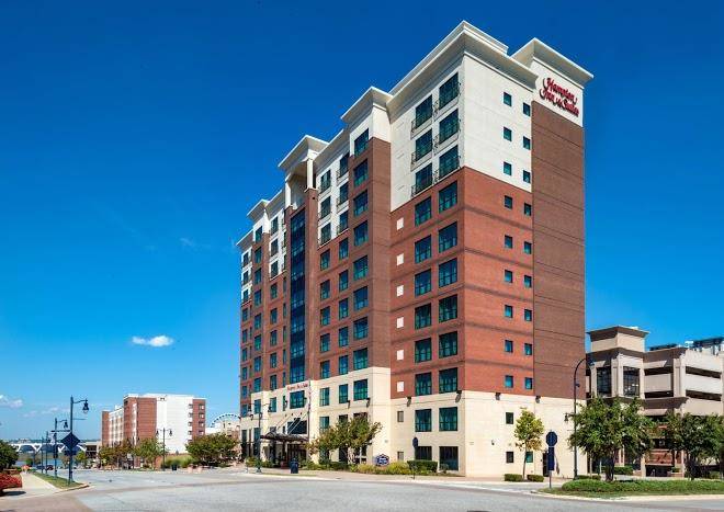 Hampton Inn & Suites National Harbor Alexandria Area Image