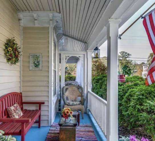 Princess anne book lovers inn