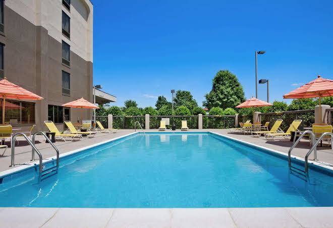 Hampton inn lexington park